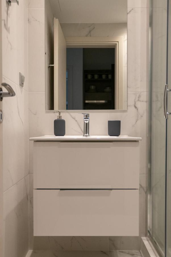 A14 Sunny & Chic 2Room Apartment Near Plaka & Parthenon Athen Exterior foto